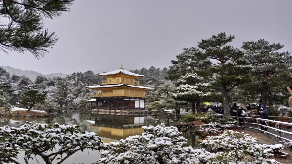 金閣寺之美:京都最耀眼的黃金寺院 1 金閣寺