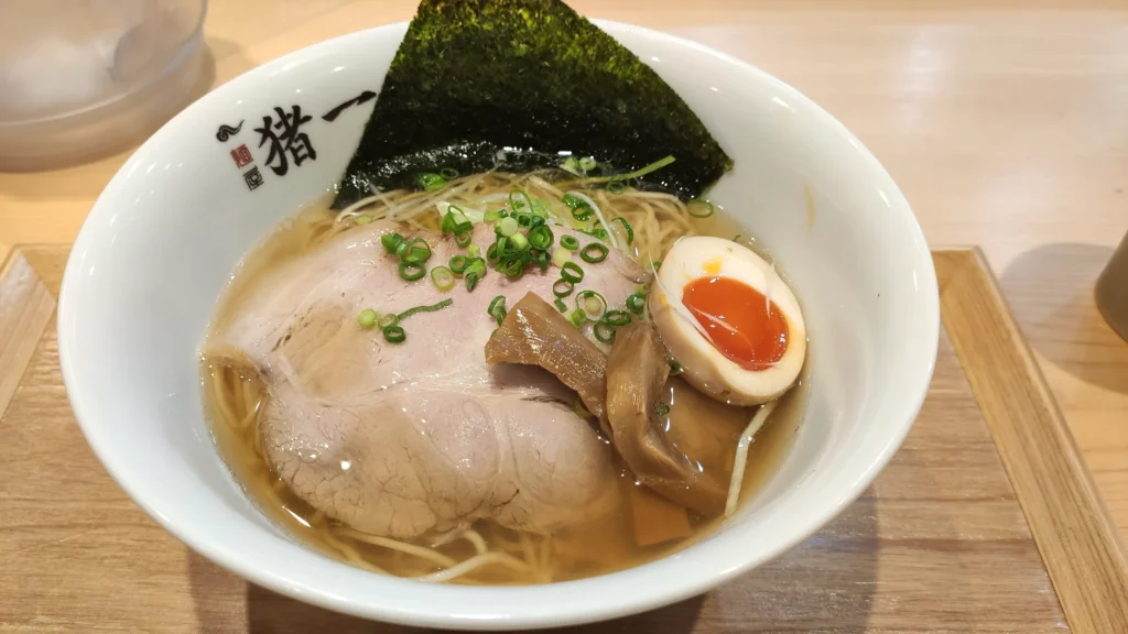 京都拉麵新高度:麵屋豬一的和風湯頭魅力 3 noodle house pig one6