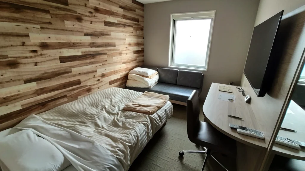 Super Hotel