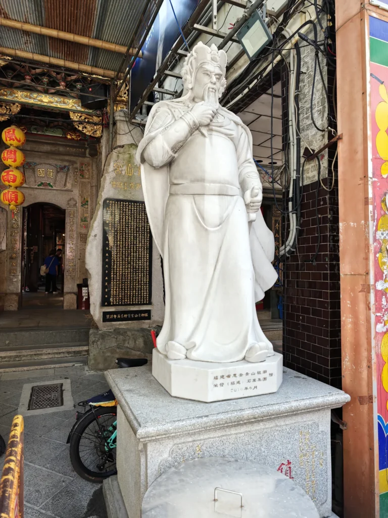 艋舺青山宮遊記|貴陽街上的青山王廟,從瘟疫守護神到艋舺大拜拜 2 MengjiaQingshanTemple03
