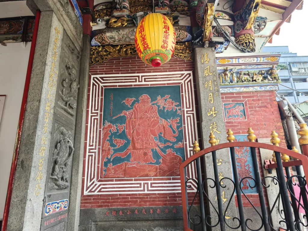 艋舺清水巖遊記|藏在康定路的兩百年祖師廟,會掉鼻子示警的落鼻祖師 3 MengjiaQingshuiTemple07