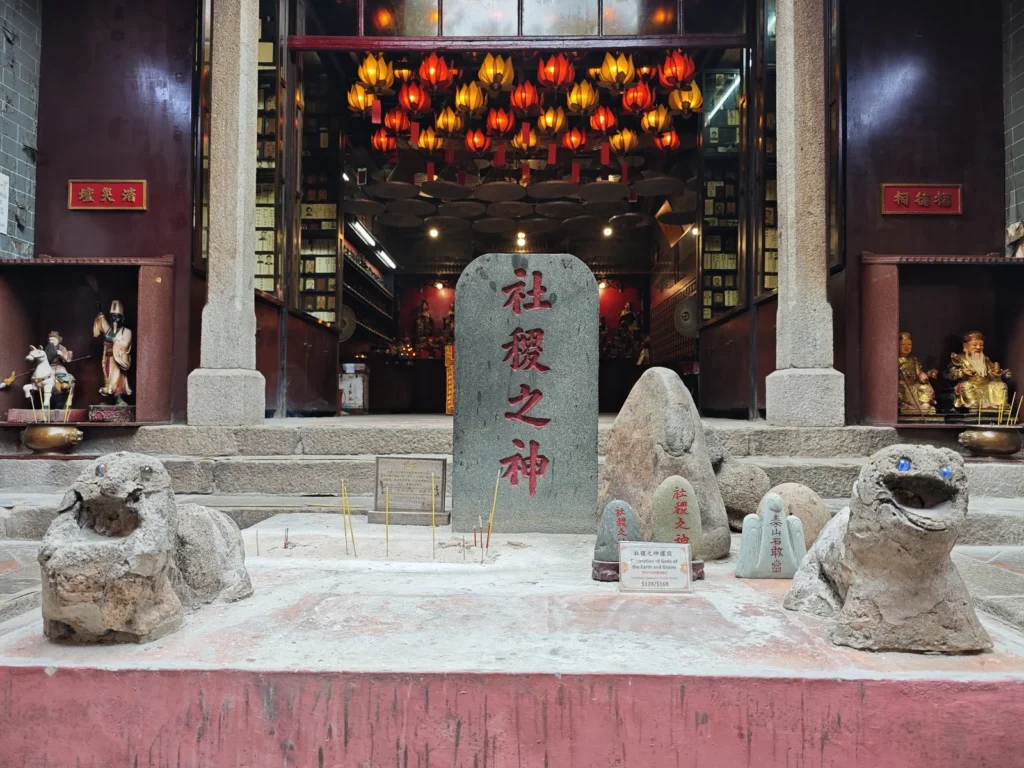 油麻地天后廟遊記|廟街名字的由來,藏在塔香煙霧裡的百年香港 5 TinHauTemple11