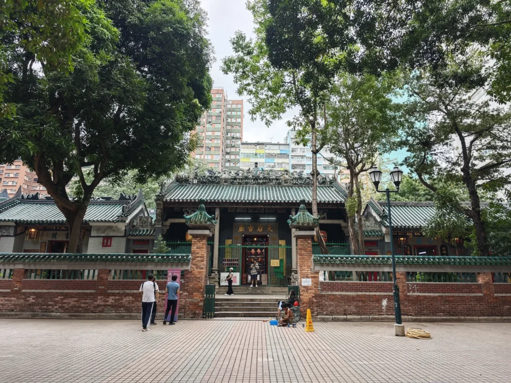 油麻地天后廟遊記|廟街名字的由來,藏在塔香煙霧裡的百年香港 2 TinHauTemple15